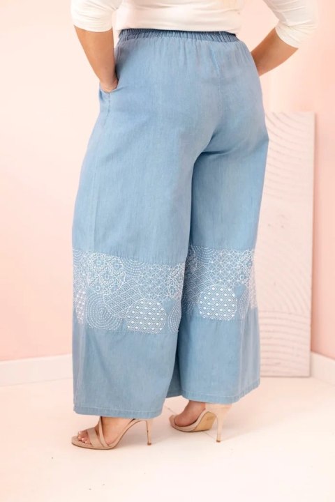 Spodnie damskie Plus Size z szeroką nogawką i haftem etnicznym jasno jeansowe uniwersalny Spodnie damskie Plus Size z szeroką nogawką i haftem etnicznym jasno jeansowe uniwersalny