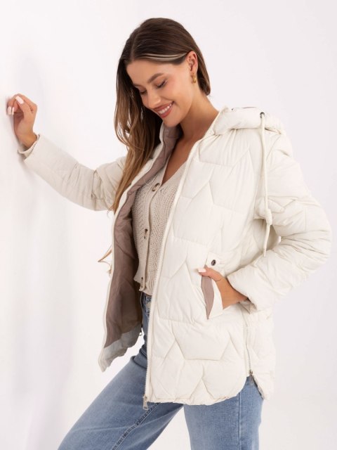 Kurtka MBM-KR-2519.21 ecru 2XL Kurtka MBM-KR-2519.21 ecru 2XL