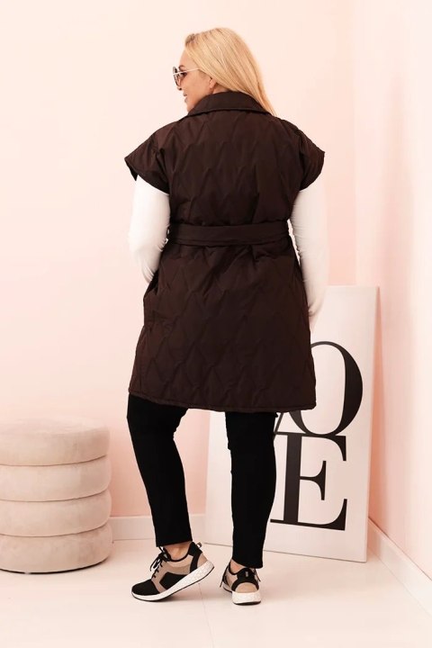 Kamizelka damska Plus Size pikowana z paskiem i kołnierzem brązowa