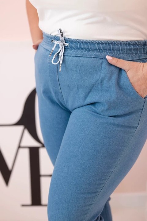 Spodnie damskie bawełniane Plus Size z elastyczną talią i wiązaniem jasno jeansowe XL Spodnie damskie bawełniane Plus Size z elastyczną talią i wiązaniem jasno jeansowe XL