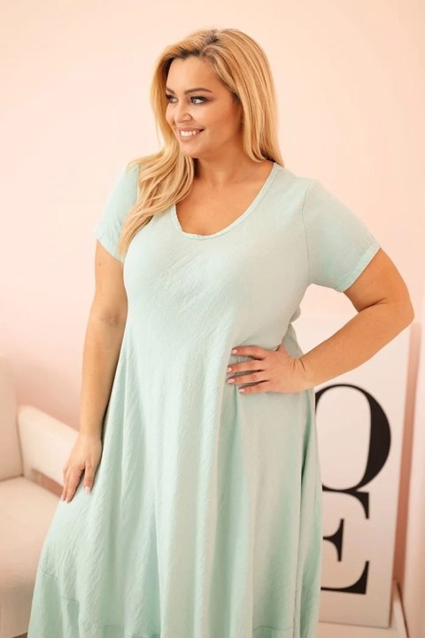 Sukienka damska plus size z krótkim rękawem i falbaną z lekkiej wiskozy miętowa uniwersalny Sukienka damska plus size z krótkim rękawem i falbaną z lekkiej wiskozy miętowa uniwersalny