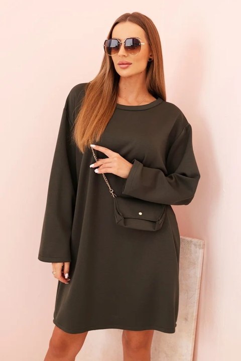 Sukienka damska wiskozowa Plus Size z torebką na łańcuszku khaki uniwersalny Sukienka damska wiskozowa Plus Size z torebką na łańcuszku khaki uniwersalny